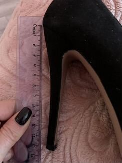 Чёрные итальянские замшевые туфли renzi