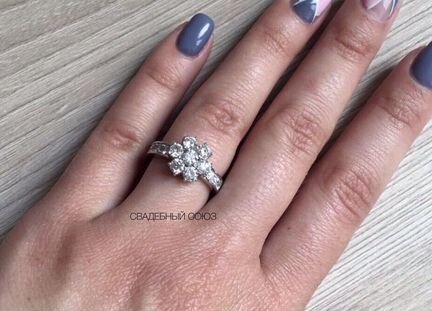 Золотое помолвочное кольцо с брил. 2.3 ct Graff