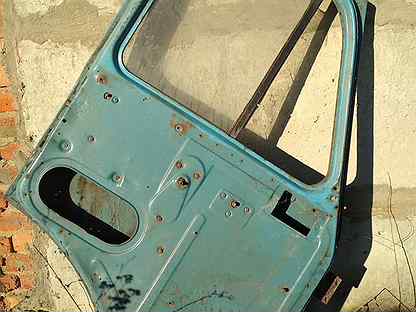 Маз 10 дверь водительская. Левая дверь кабины маз 54 40. Дверь кабины левая маз-5337 64221-6100015. Дверь маз-5551,5336,64221 левая. Замок двери маз 5440.