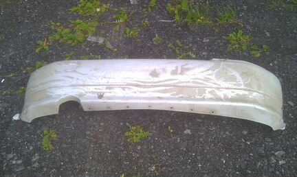 Продам задний бампер на Mitsubishi Galant 7