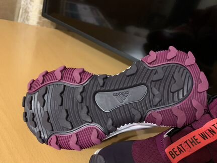 Кроссовки adidas для девочки
