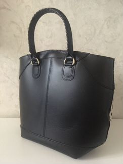 Сумка кожаная ASOS