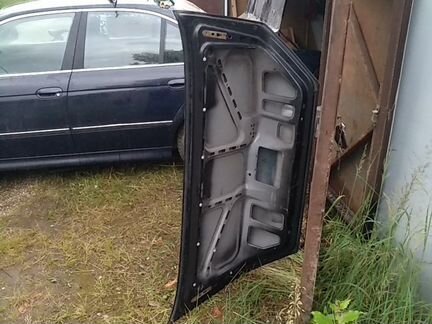 Крышка багажника на Mercedes w140