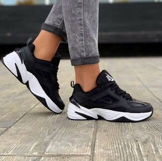 Кроссовки Nike