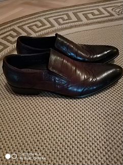 Продаются мужские туфли