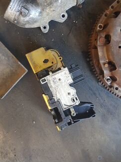 Ford transit замок правой двери yc1av21812ch