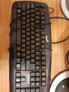 Мониторы samsung и клавиатура