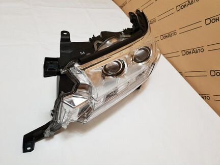 Фара левая Toyota Land Cruiser 200