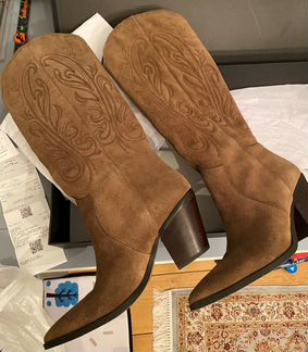 Продам сапоги 