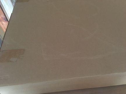 Стол новый в упаковке.икеа