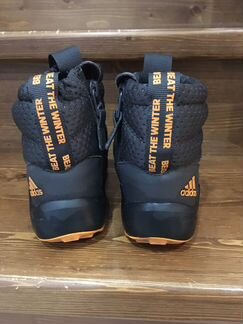 Утепленные зимние сапоги adidas