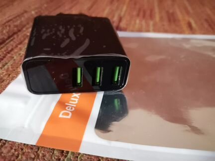 Зарядное устройство 3USB
