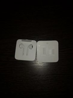 Наушники от айфона, зарядка и переходник