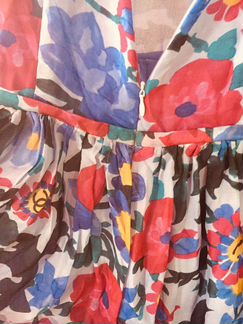 Платье шелковое, размер 42-44