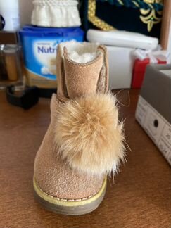 Зимние сапожки для девочки