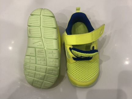 Кроссовки nike детские новые