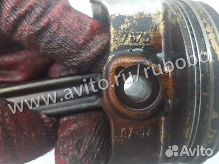 Поршень с шатуном Vw Polo Cross 4 BUD 2008