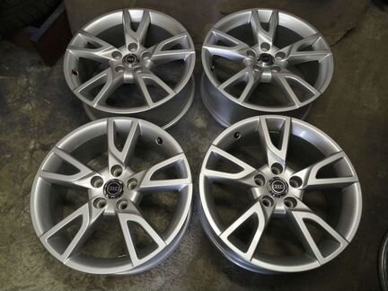 Диски 5x112 R17 6.5J Et33 Audi (Q3 8U)