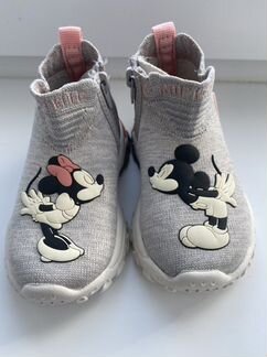 Кроссовки zara для девочки 20 размер