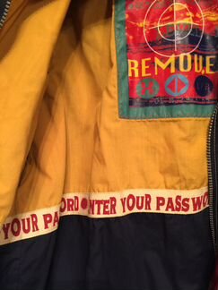 Ветровка для подростка. Привозная из Франции