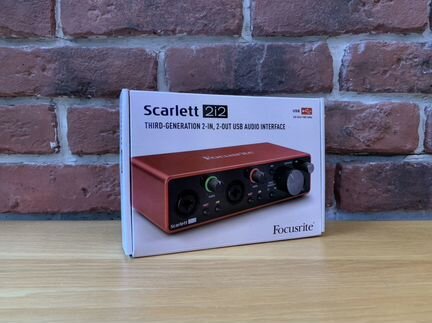 Focusrite Scarlett 2i2 3rd Gen - Звуковая карта