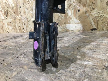 Амортизатор передний правый Hyundai Ix 35 G4KD