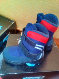 Зимние детские ботинки