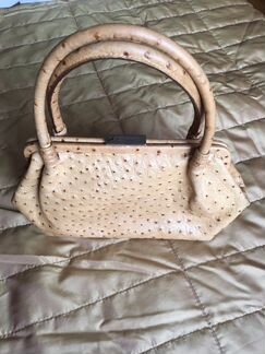 Сумка из страусиной кожи Neri Karra