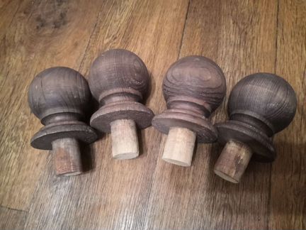 Шар для столба с ножкой(балясины), сосна