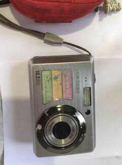 Компактный фотоаппарат