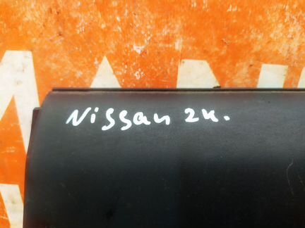 Молдинг двери задний правый Nissan Qashqai 2 J11