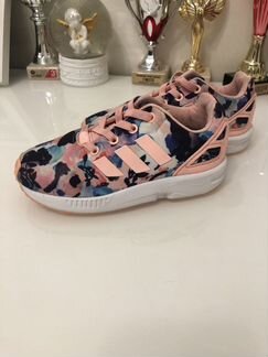 Кроссовки adidas для девочки