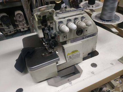 Оверлок четырехнитка сераомотор Typical gn794