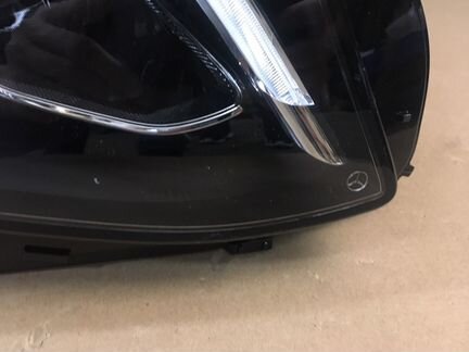 Фара передняя Mercedes W213