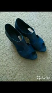 Босоножки синие Chester, б/у, в отличном состоянии