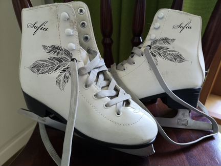 Коньки фигурные