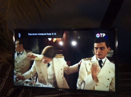 LG 32LJ510U(82см), в идеале.2019