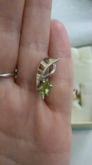 Набор серьги,кольцо серебро в позолоте с хризолито