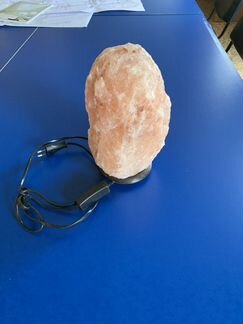 Настольная соляная лампа