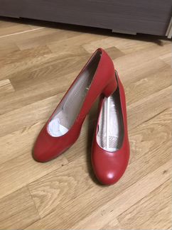 Туфли женские 39 размер новые