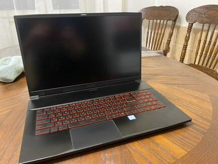 Msi gf75 17,3 1tb+128ssd, i5-8300, gtx 1050, 8gb d