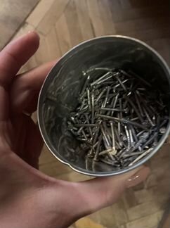 Гвозди в банке