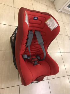 Автомобильное кресло chicco