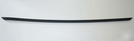 Универсальный спойлер на крышку багажника