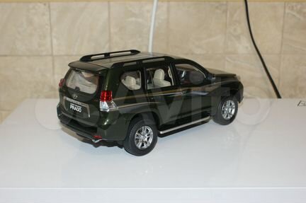 1/18 Toyota Land Crouser Prado 150 Paudi