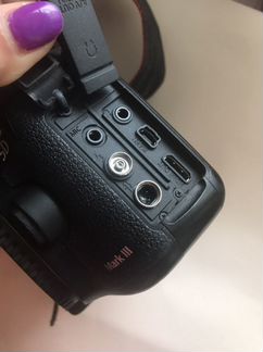 Зеркальный фотоаппарат Canon 5D Mark III
