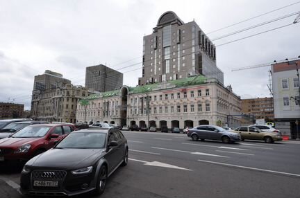 Аренда офиса 2 577,0 кв.м в ТЦ Смоленский Пассаж