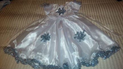 Новогоднее платье на 5-7лет