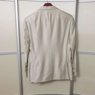 Костюм мужской светлый