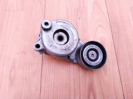 Натяжной ролик Mercedes 221 164 251 463 OM642